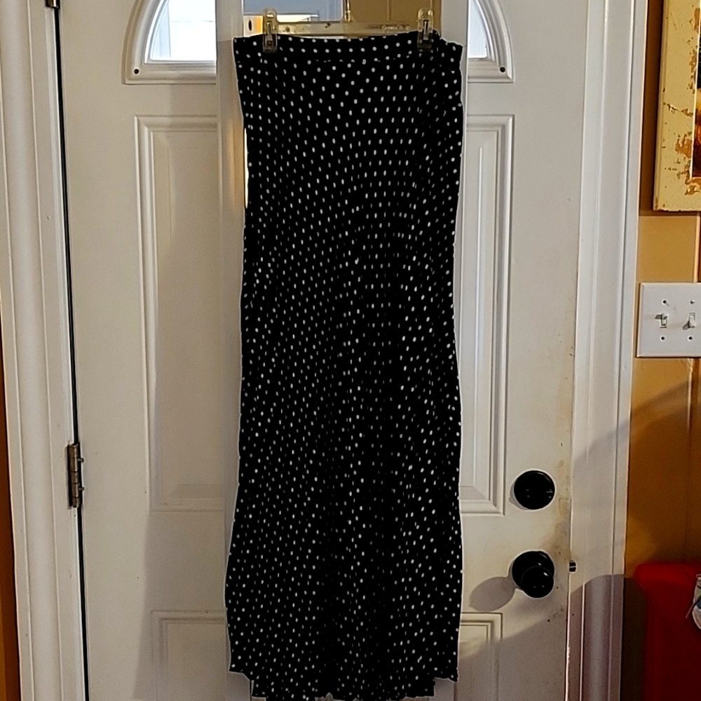 Long Polka Dot Stretchy Skirt.
